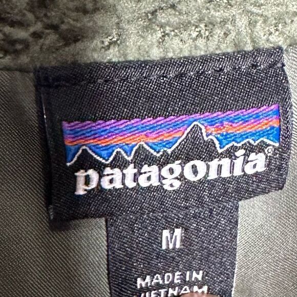 Patagonia fleece los gatos beautiful green women’s jacket size Medium full zip - Picture 3 of 4